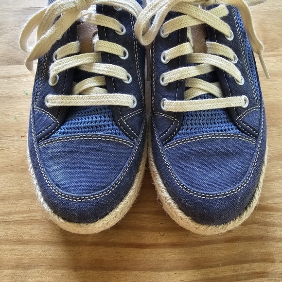 Clarks Narrative Azella Prosper Soft Cushion Blue Low Top Espadrille Sneakers - Picture 2 of 7